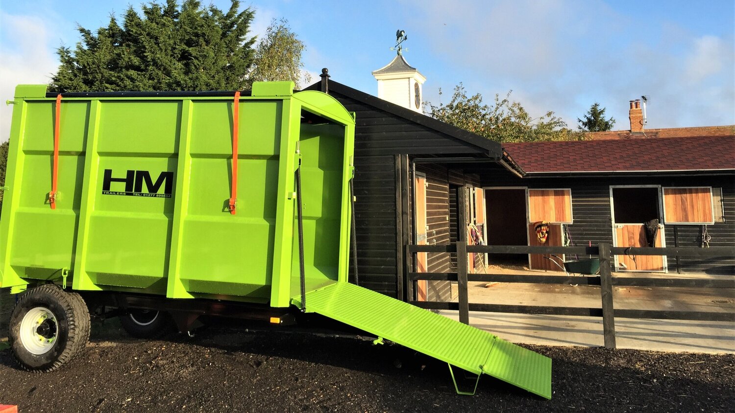 HM Horse Muck Trailer G Richardson Agri